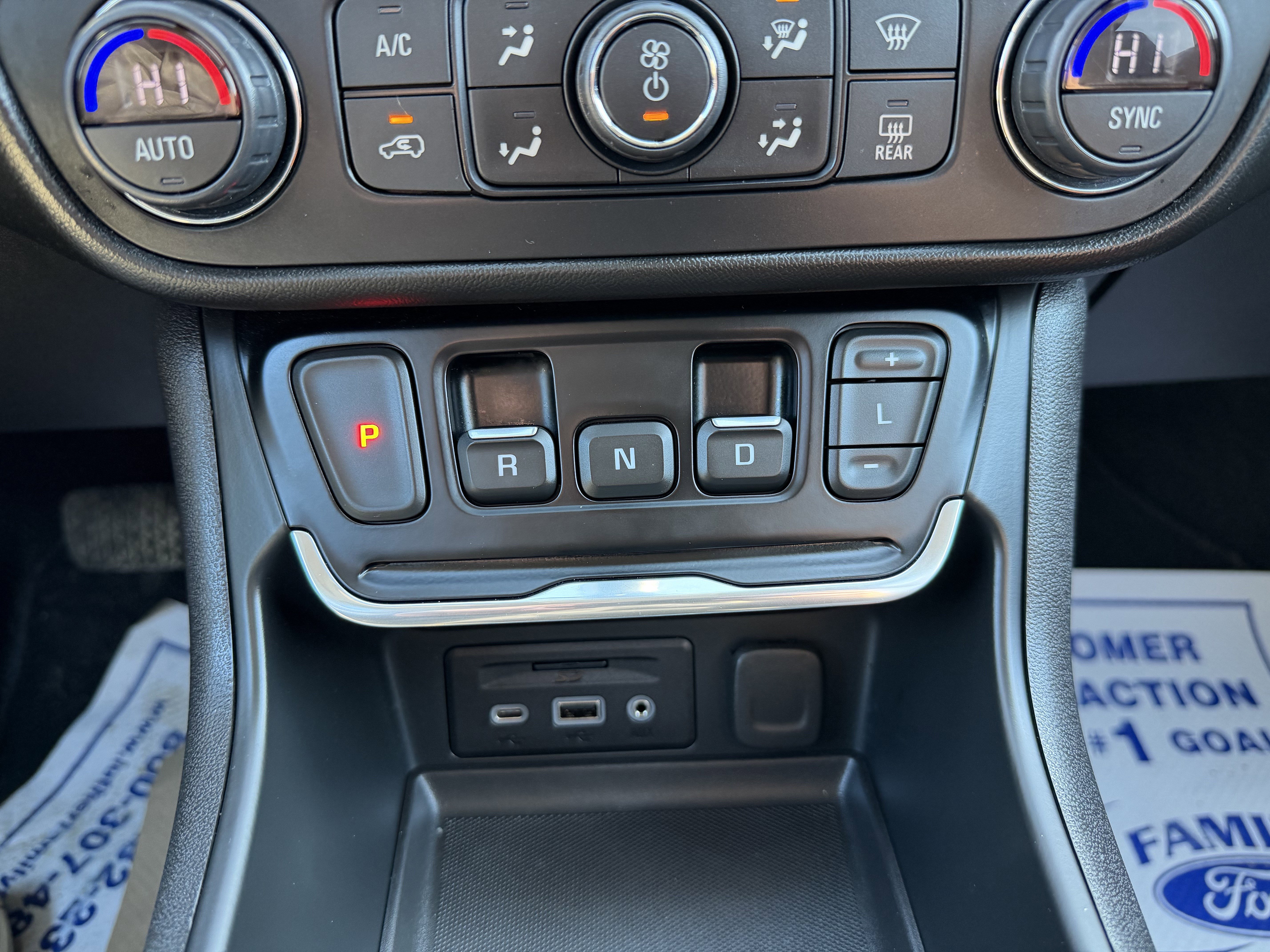 Used 2021 GMC Terrain SLT w/ Infotainment Package II image 17