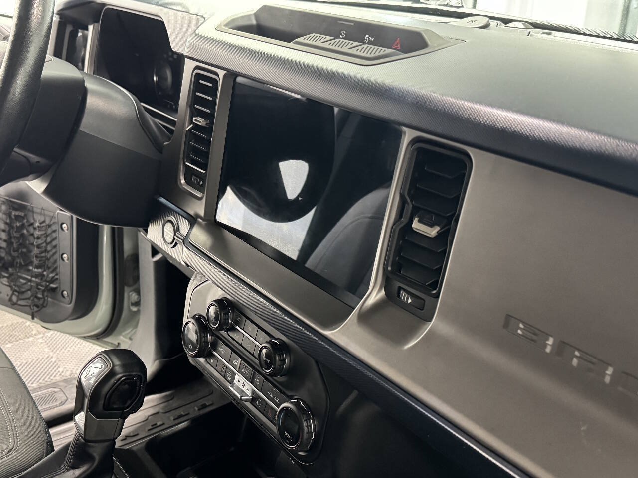 Used 2021 Ford Bronco Outer Banks AWD/4WD image 16
