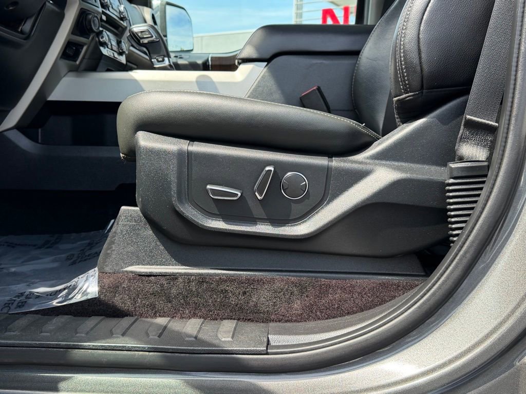 Used 2017 Ford F150 Lariat AWD/4WD image 13