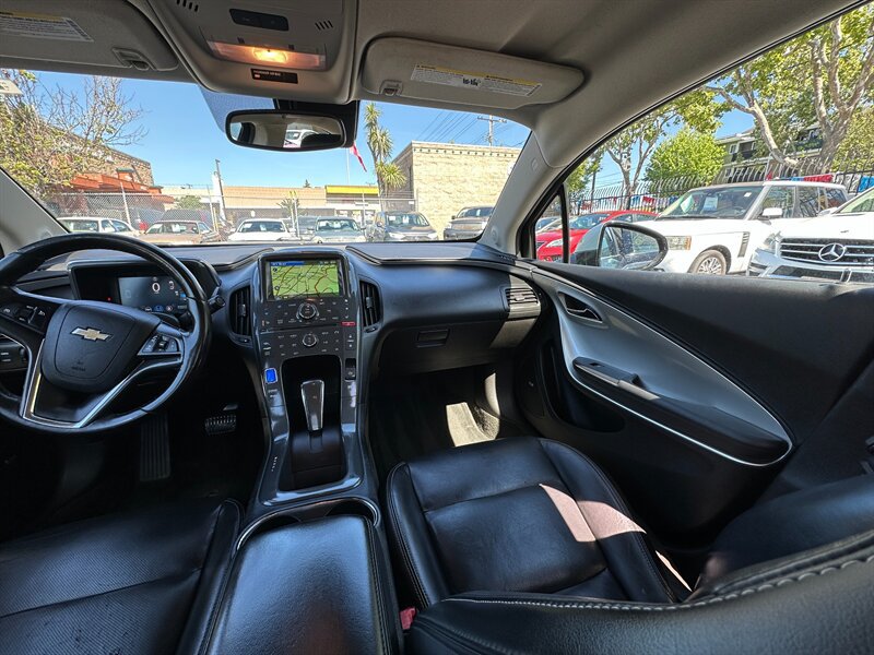 Used 2012 Chevrolet Volt Premium w/ Premium Trim Package FWD image 14