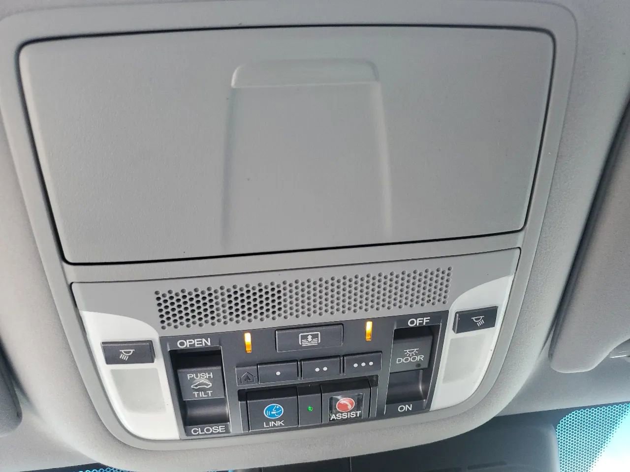 Used 2017 Acura RLX w/ Advance Package image 40