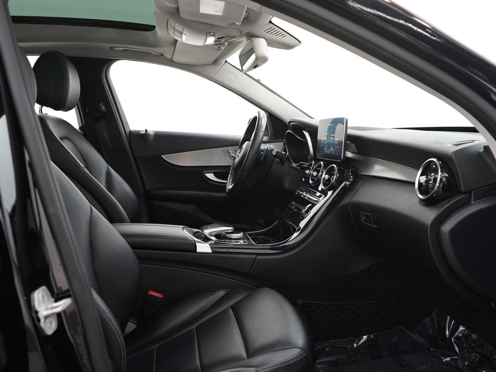 Used 2016 Mercedes-Benz C 300 4MATIC Sedan image 11