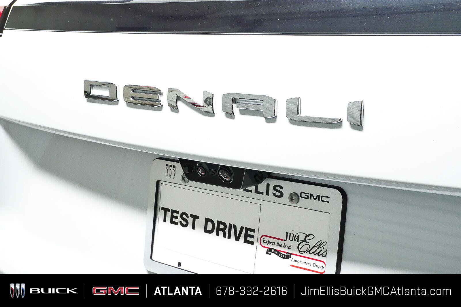 New 2026 GMC Yukon XL Denali Ultimate w/ LPO, Floor Liner Package AWD/4WD image 35