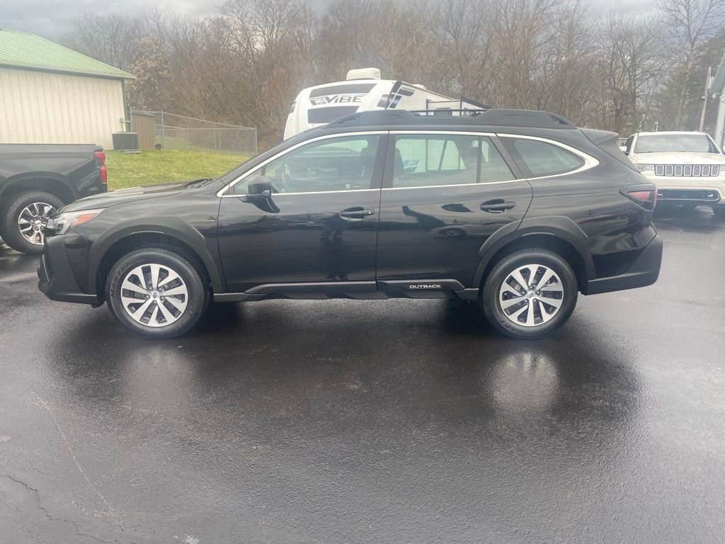 Used 2023 Subaru Outback 2.5i image 7