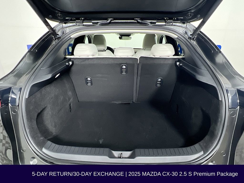 Used 2025 MAZDA CX-30 AWD 2.5 S w/ Premium Package image 32