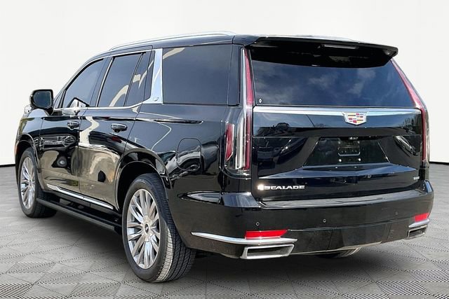Used 2023 Cadillac Escalade Premium Luxury w/ Performance Package image 4