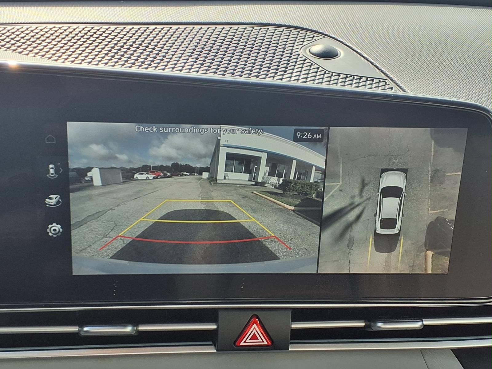 Used 2024 Hyundai Elantra Limited FWD image 4