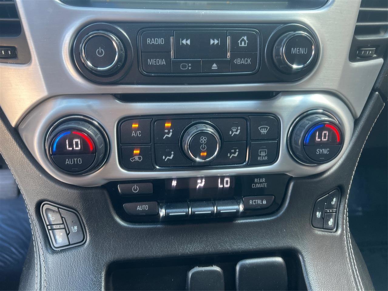 Used 2019 GMC Yukon SLT AWD/4WD image 39