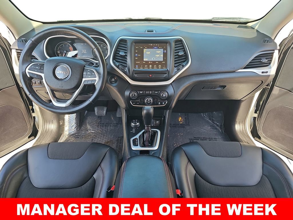 Used 2016 Jeep Cherokee Trailhawk w/ Comfort/Convenience Group image 9