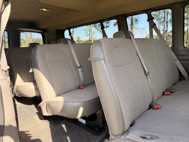 Used 2025 Chevrolet Express 3500 LT w/ LT Preferred Equipment Group RWD image 26