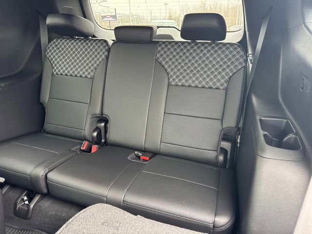 New 2026 GMC Acadia Denali w/ Super Cruise Package image 16