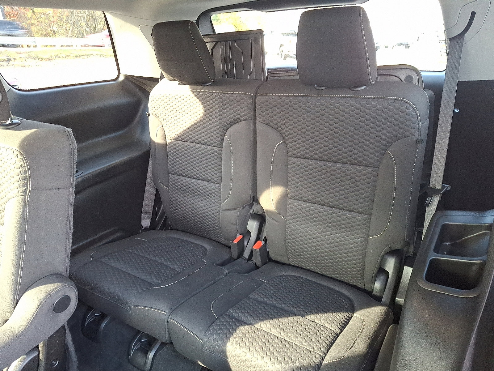 Used 2019 GMC Acadia SLE w/ LPO, Floor Liner Package image 10