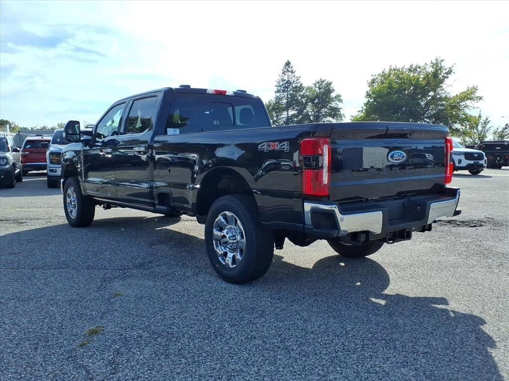 New 2026 Ford F350 Lariat w/ Chrome Package image 9