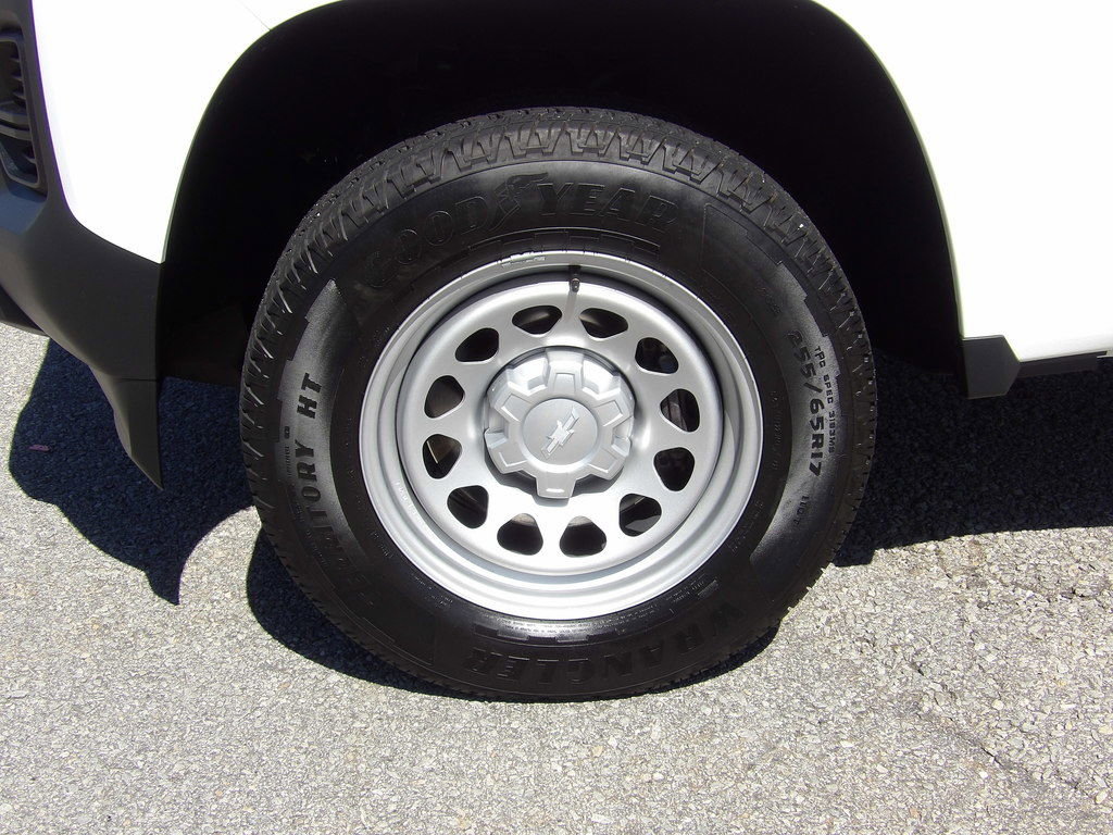 Used 2023 Chevrolet Colorado W/T RWD image 46