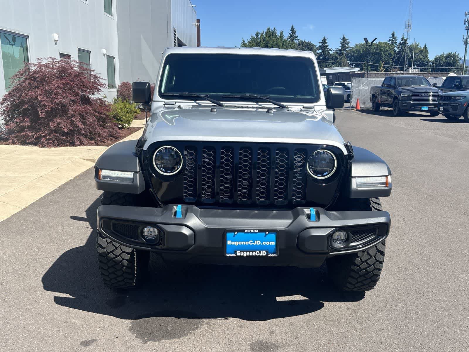 Certified 2023 Jeep Wrangler Unlimited AWD/4WD image 8