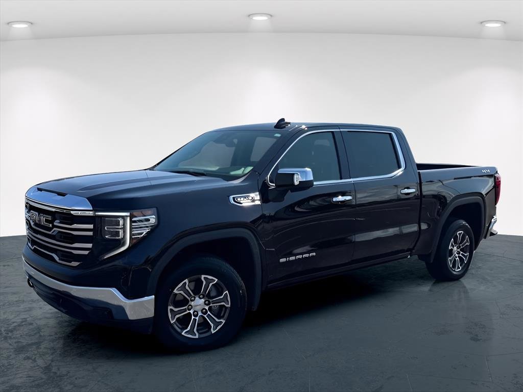 Used 2024 GMC Sierra 1500 SLT image 2
