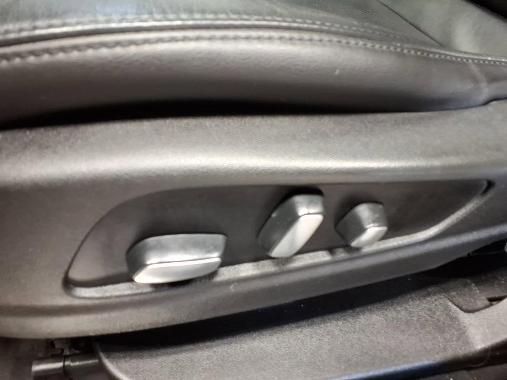 Used 2019 Cadillac XT5 Luxury image 18