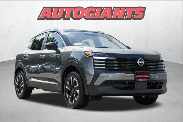 New 2025 Nissan Kicks SV w/ SV Premium Package