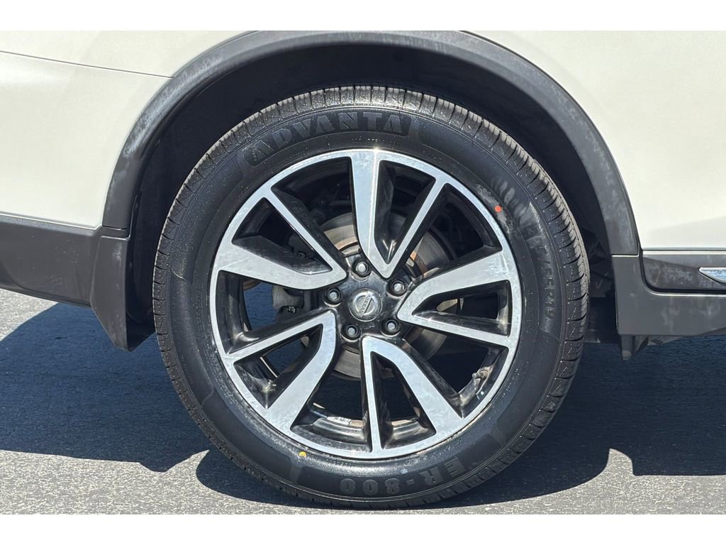 Used 2018 Nissan Rogue SL w/ Premium Package FWD image 33