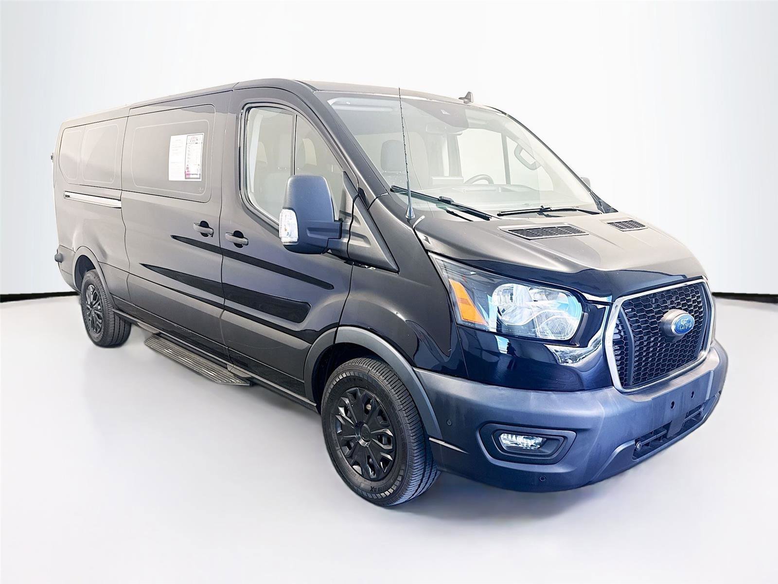 Used 2024 Ford Transit 350 XLT image 33
