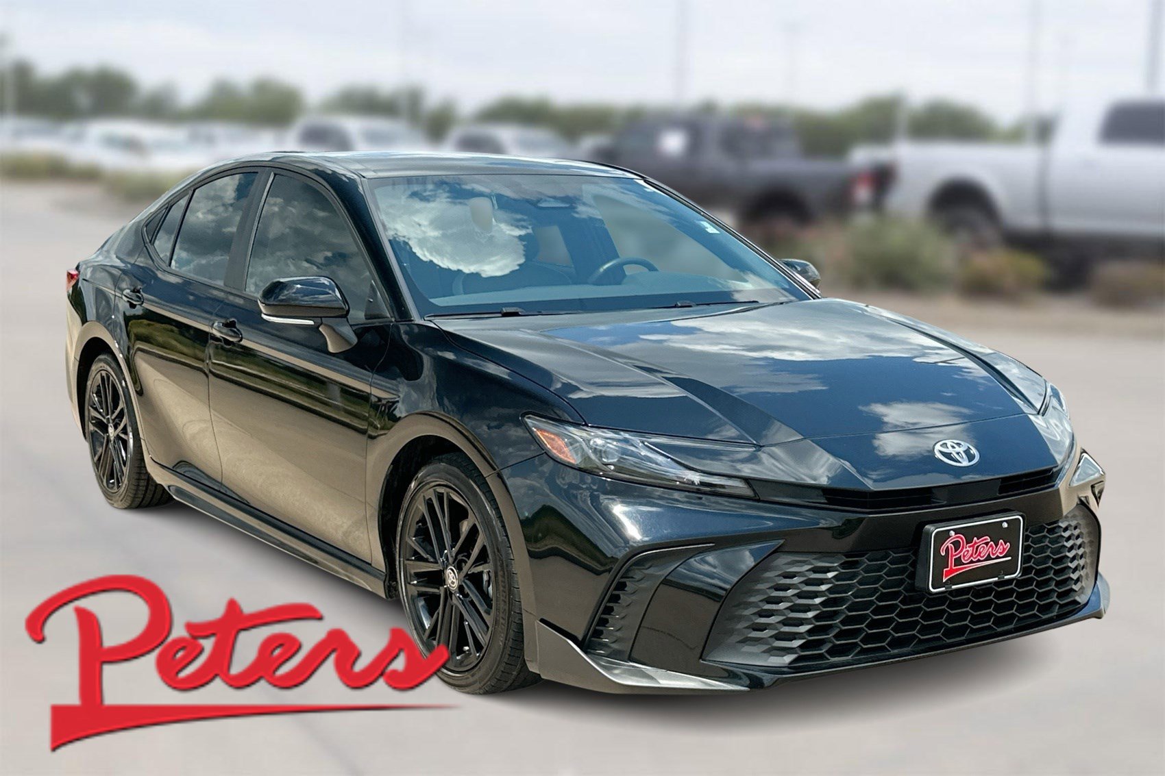 Used 2025 Toyota Camry SE video 1