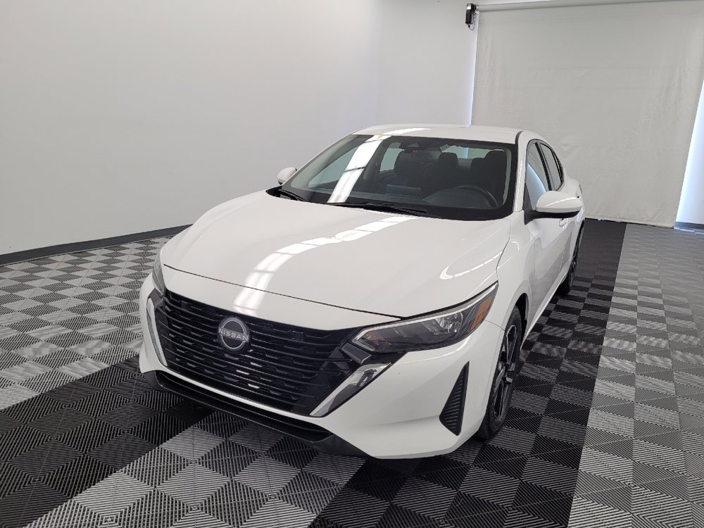 Used 2025 Nissan Sentra SV FWD image 15