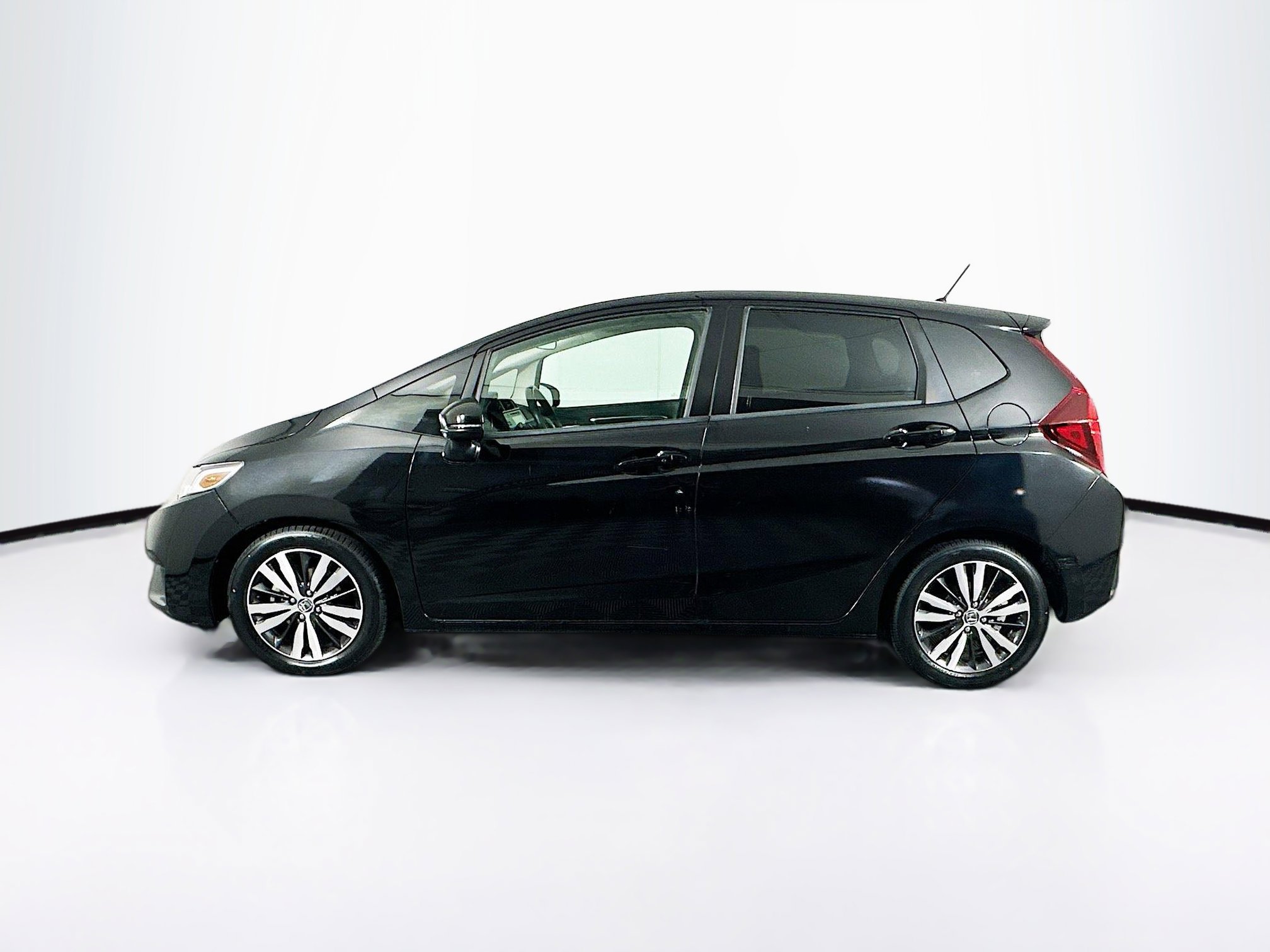 Used 2017 Honda Fit EX-L image 4