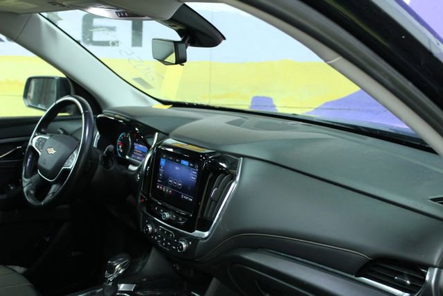Used 2021 Chevrolet Traverse Premier w/ Redline Edition image 12