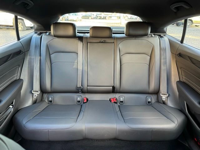 Used 2023 Volkswagen Arteon SE image 22
