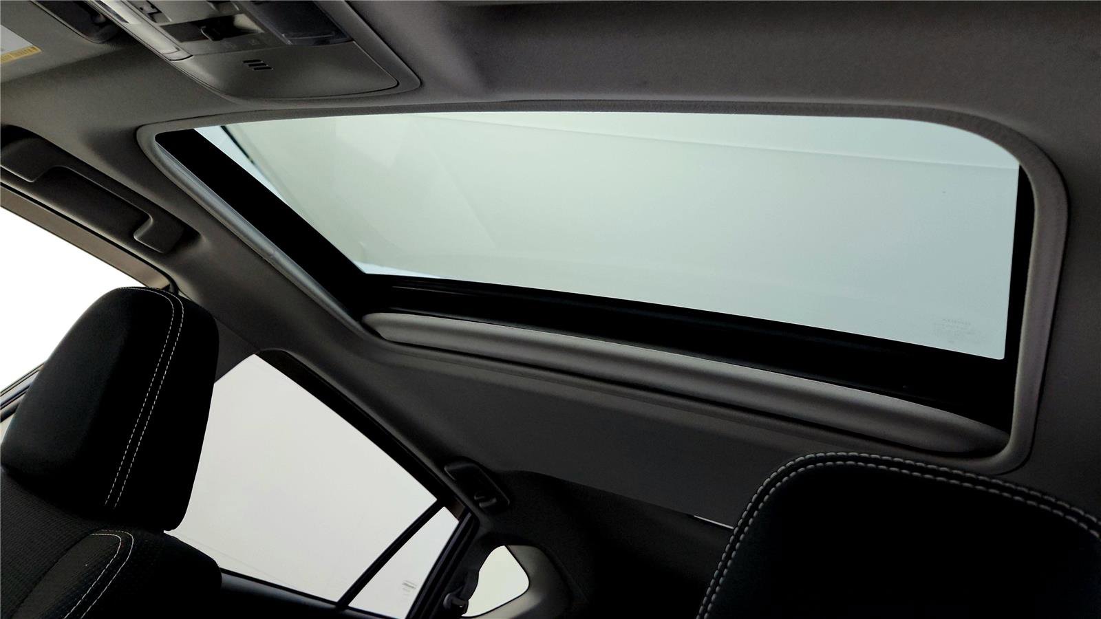 Certified 2018 Toyota RAV4 XLE w/ Carpet Mat Package image 26