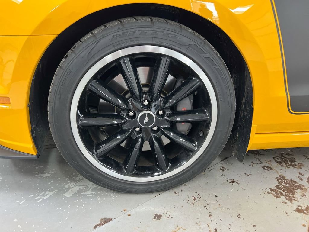 Used 2013 Ford Mustang Boss 302 w/ Boss 302 Accessory Pkg RWD image 25