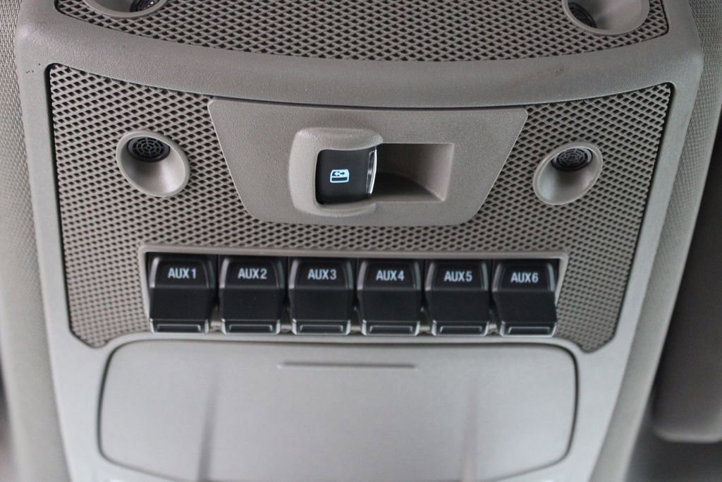 Used 2019 Ford F350 Lariat w/ Lariat Ultimate Package AWD/4WD image 44