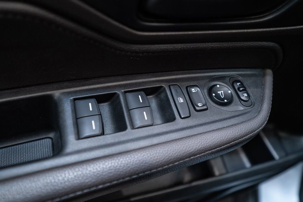 Used 2019 Honda Odyssey EX image 19