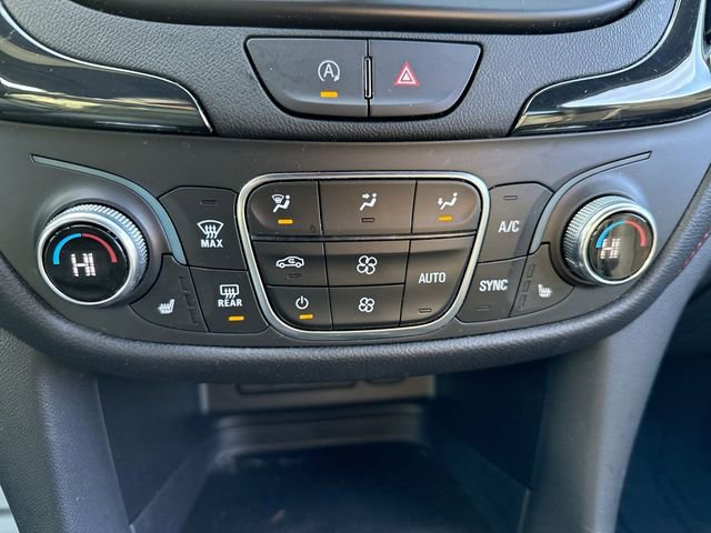 Used 2022 Chevrolet Equinox RS w/ Infotainment Package image 19