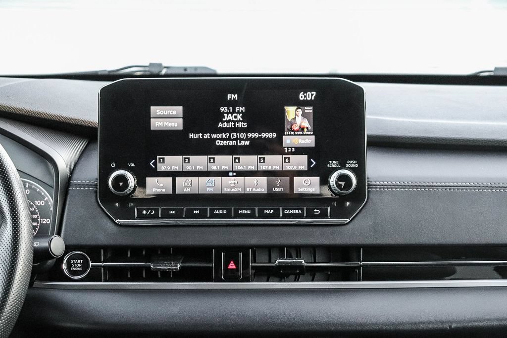 Used 2024 Mitsubishi Outlander SE AWD/4WD image 17