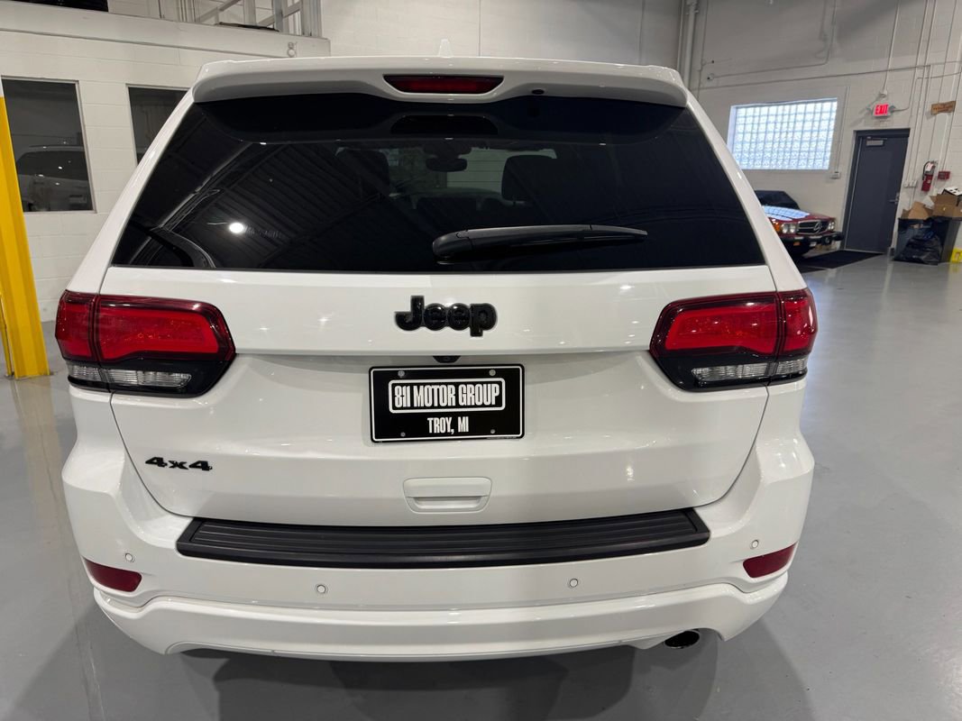Used 2020 Jeep Grand Cherokee Altitude image 6
