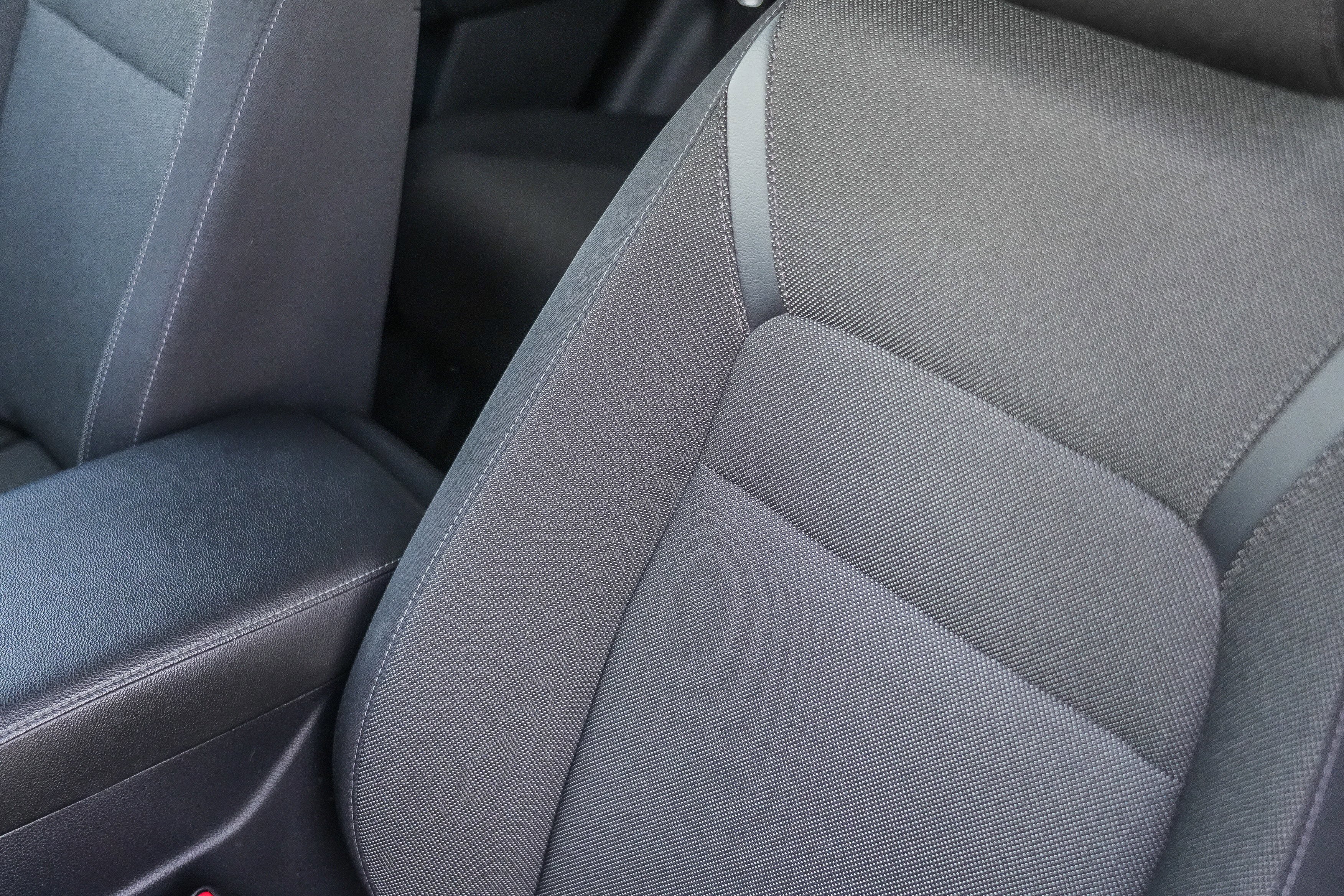 Certified 2024 Honda CR-V EX image 30