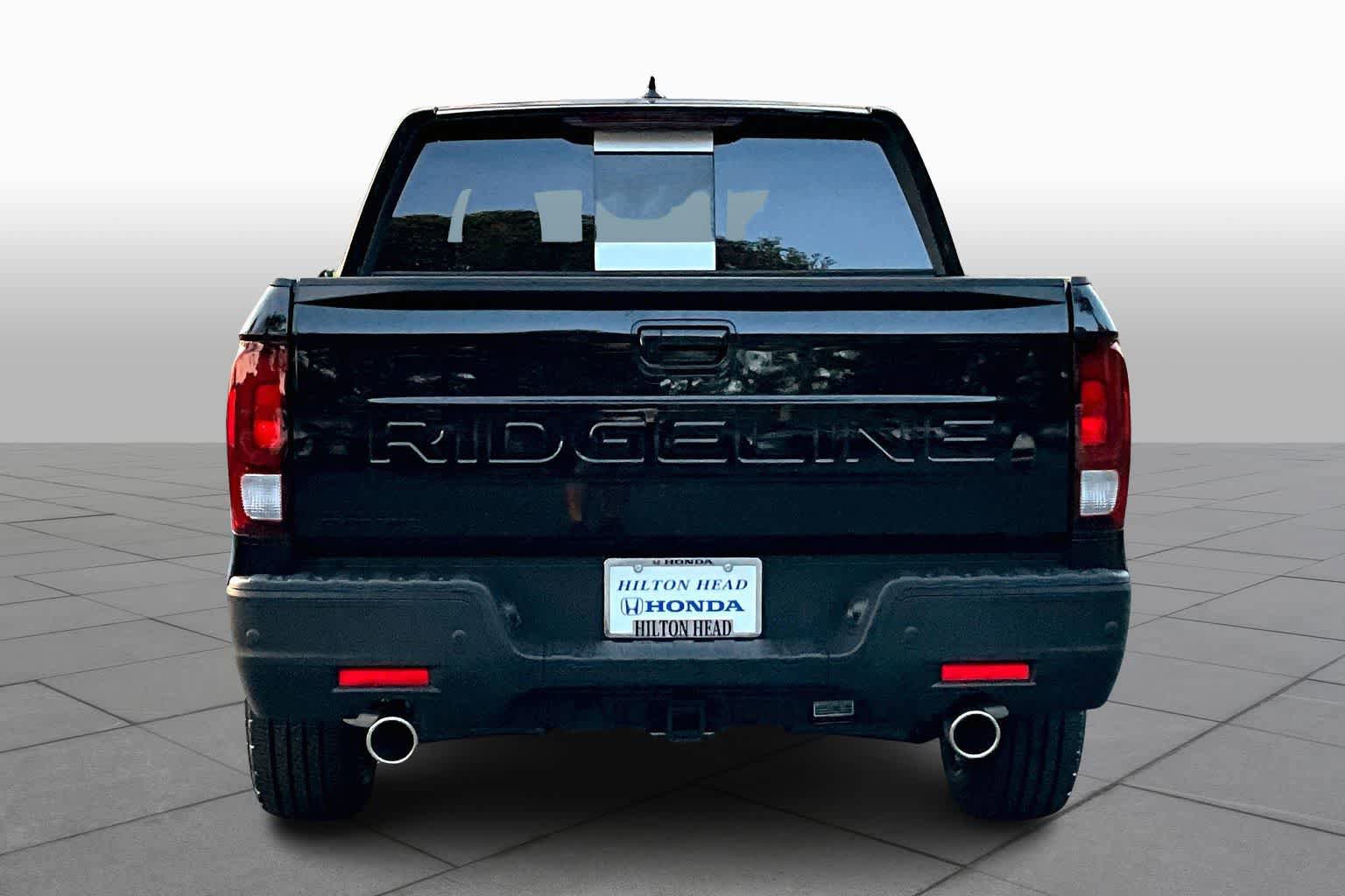 New 2026 Honda Ridgeline Black Edition image 4