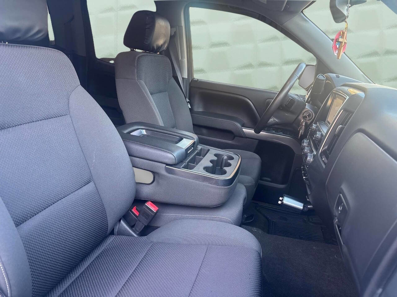 Used 2015 Chevrolet Silverado 1500 LT image 18