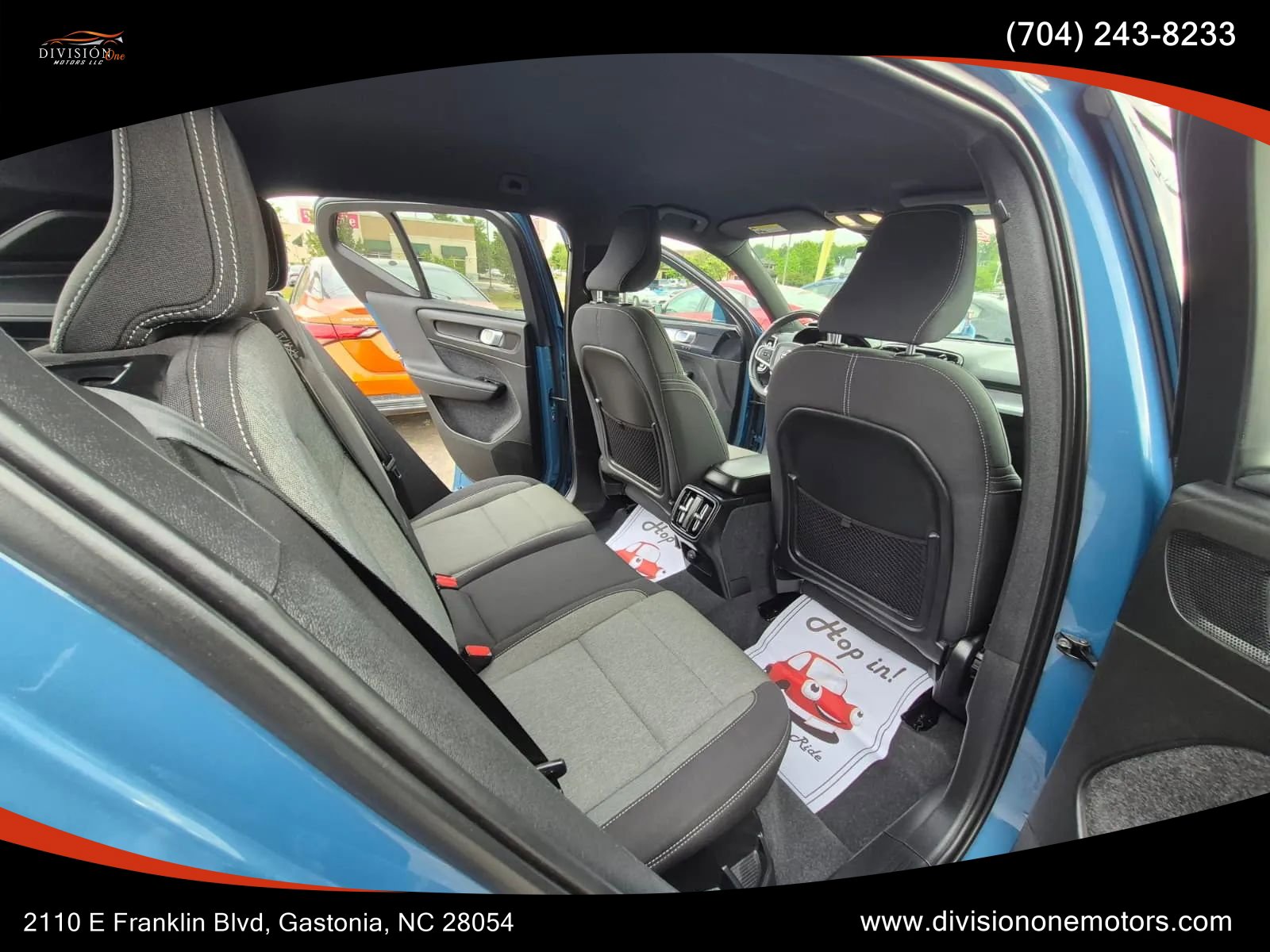 Used 2024 Volvo XC40 B5 Core AWD/4WD image 17