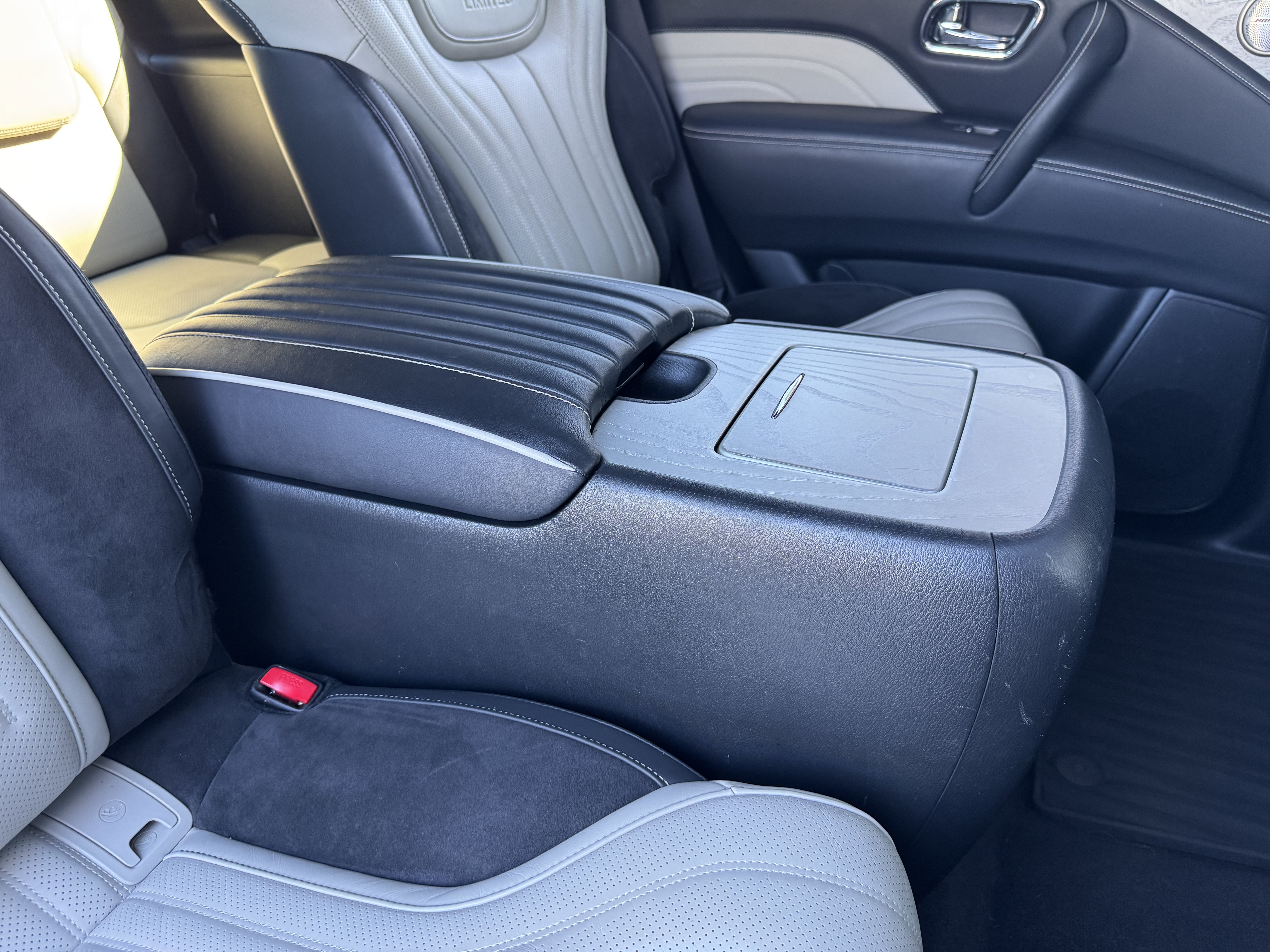 Used 2020 INFINITI QX80 Limited w/ All-Season Package AWD/4WD image 33