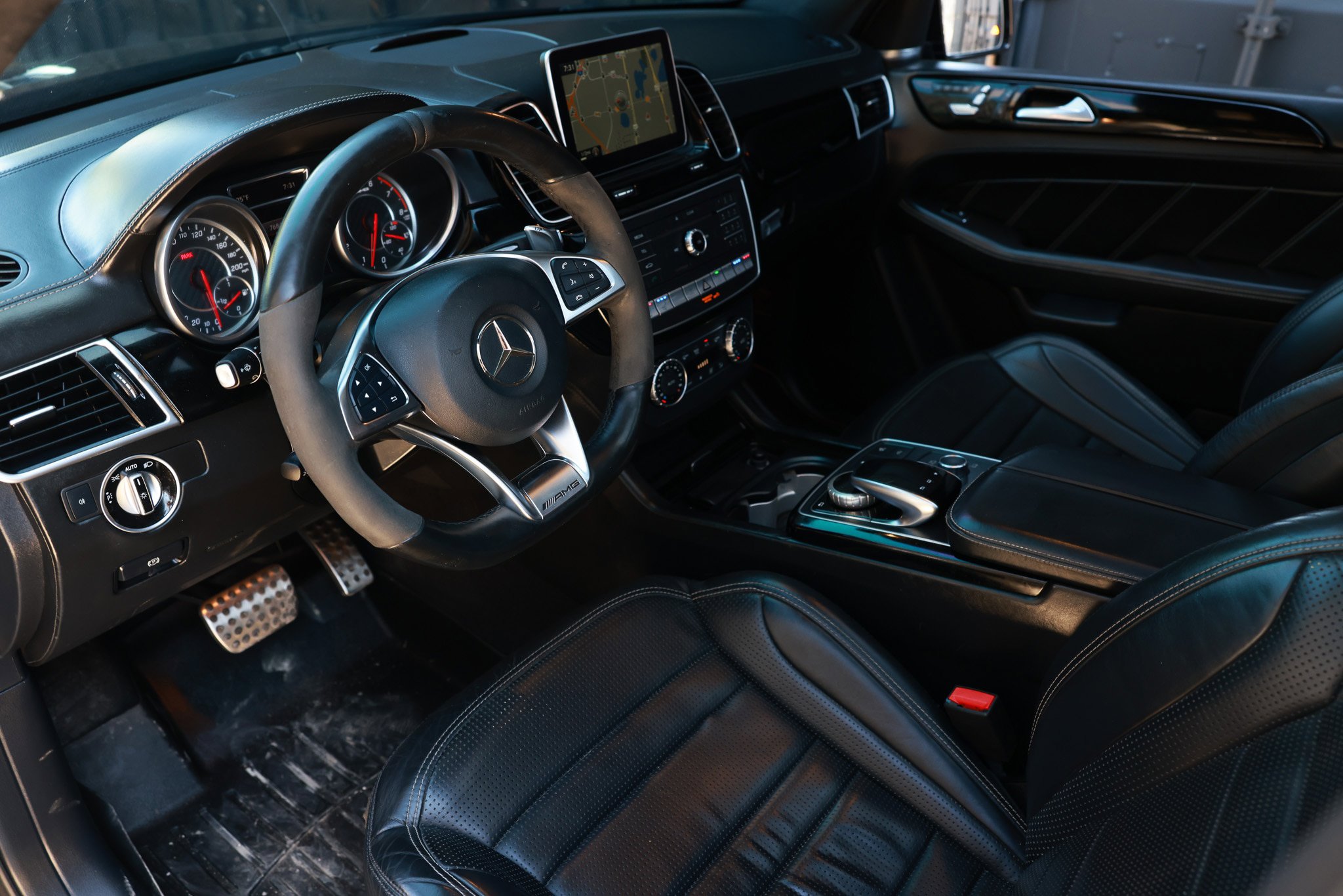 Used 2016 Mercedes-Benz GLE 63 AMG 4MATIC image 6