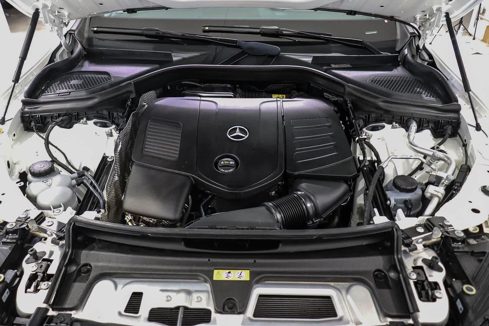 Used 2024 Mercedes-Benz GLC 300 image 27