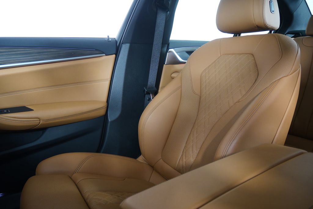 Certified 2023 BMW 530i RWD image 25