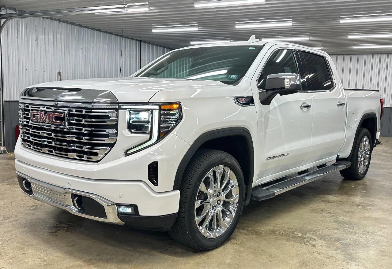 Used 2023 GMC Sierra 1500 Denali w/ Technology Package AWD/4WD image 6