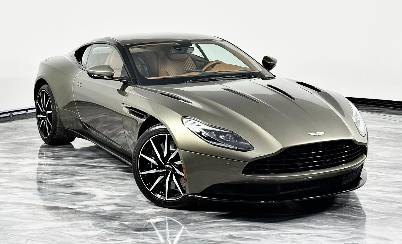 Used 2018 Aston Martin DB11 V12 RWD image 3