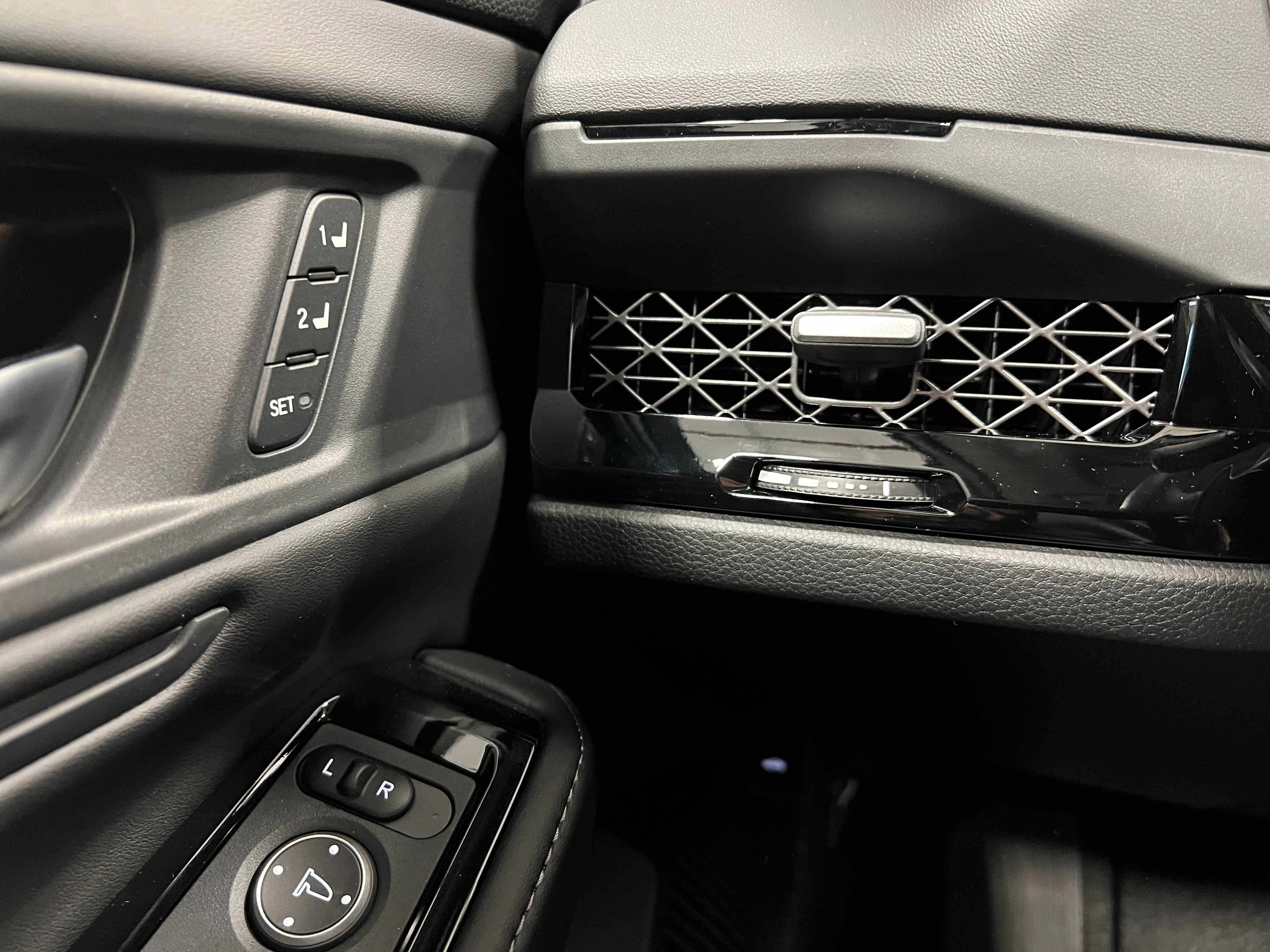 New 2025 Honda Accord Touring image 18