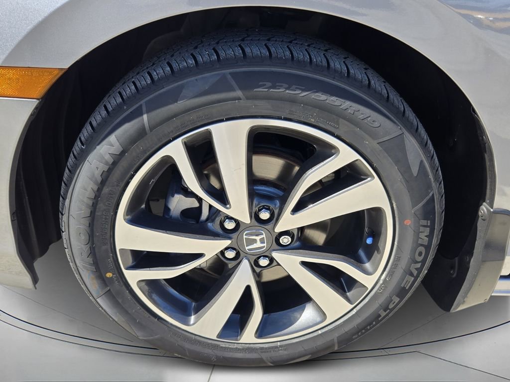 Used 2024 Honda Odyssey Touring image 7