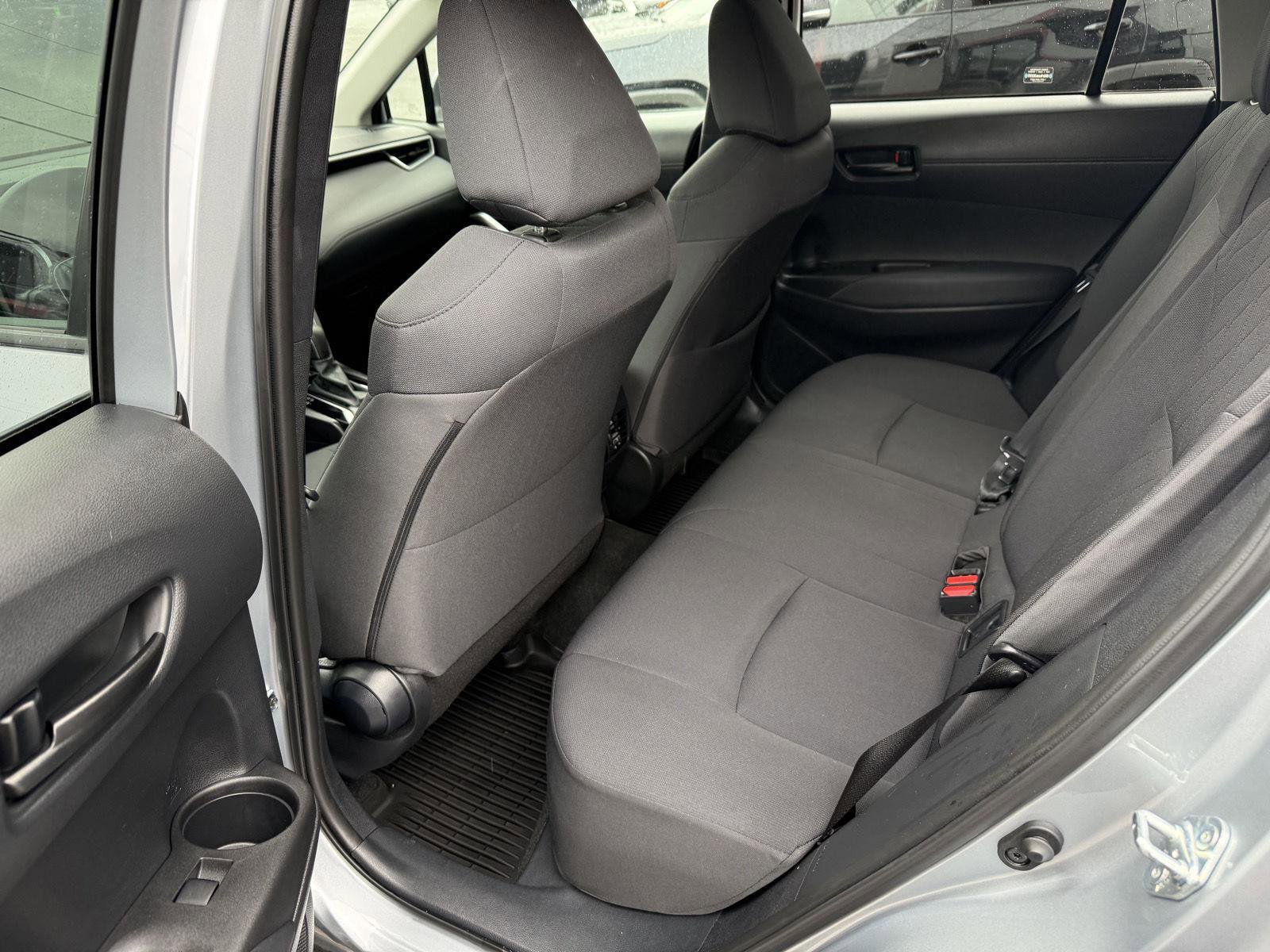 Certified 2022 Toyota Corolla Cross LE w/ Moonroof Package image 12