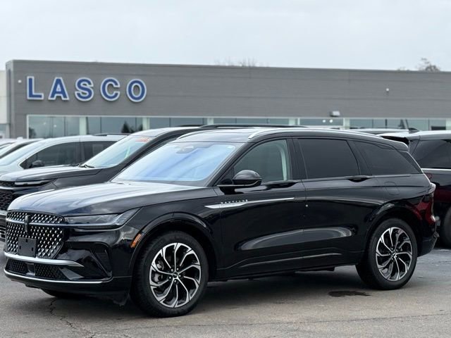 Used 2025 Lincoln Nautilus Reserve